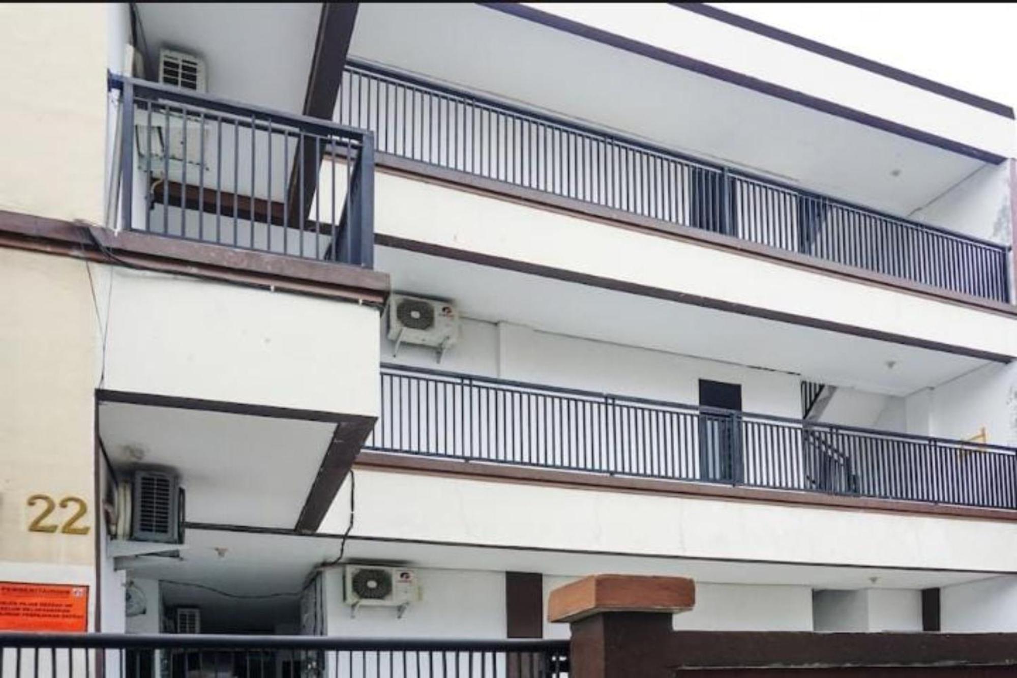 Oyo 93540 Bintang Residence 2 Jakarta Bagian luar foto